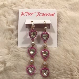 Betsey Johnson XOXO  Heart Drop Earrings
